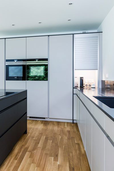 Joinery installation kitchen by Neova Installation.